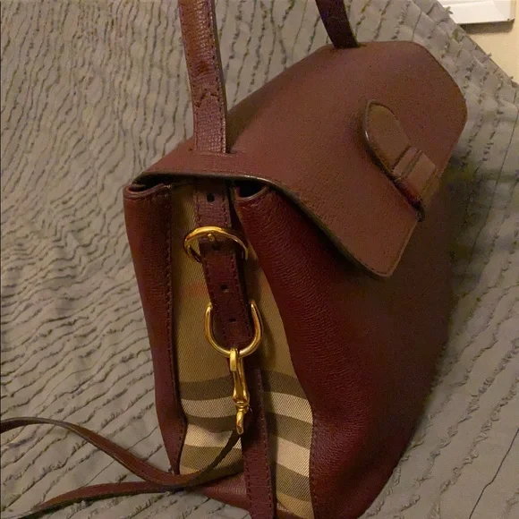 A Classic Preowned Medium Grainy Leather Check Tote - Picture 3 of 11